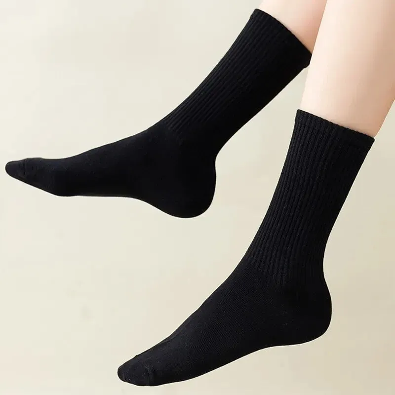 6 Pairs Mens and Streetwear Socks