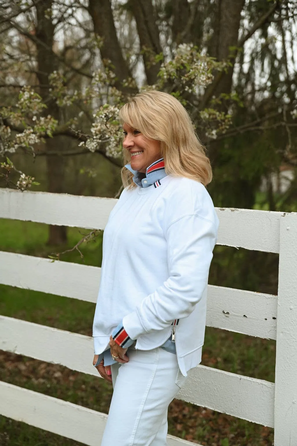 Danny Sweatshirt W/ Navy Stripe Ribbon