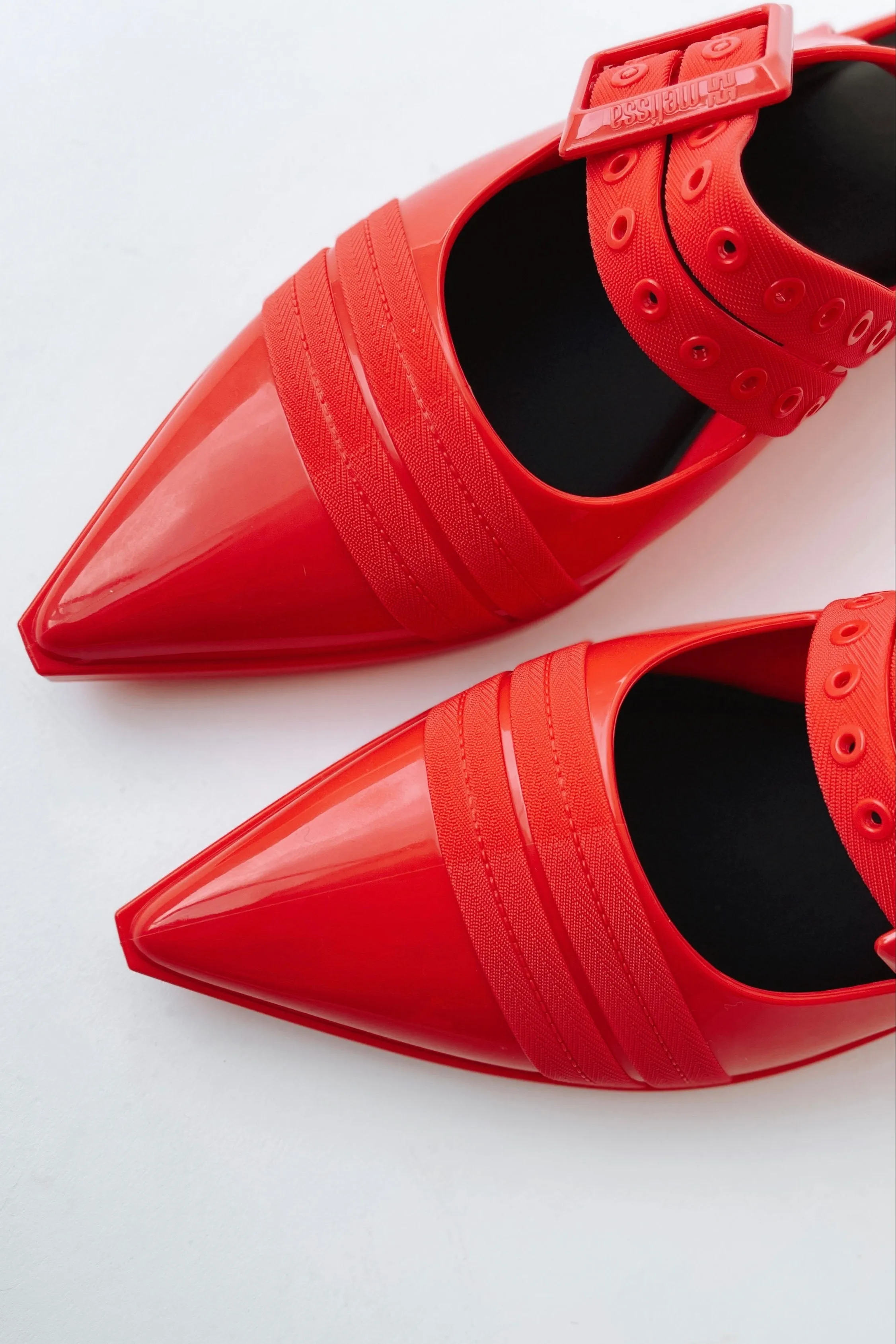 Melissa: Ladylike Flat in Red