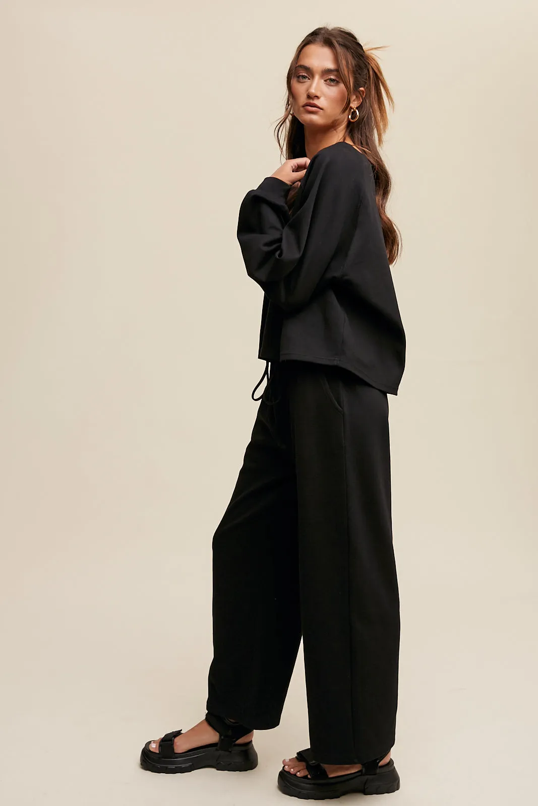 V-neck Sweatshirt and Pants Set